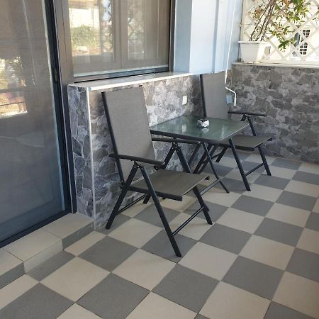 Iros Apartment Nea Peramos  Exterior photo